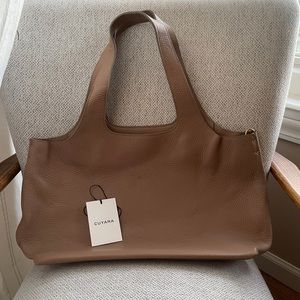 Cuyana System Tote 16"